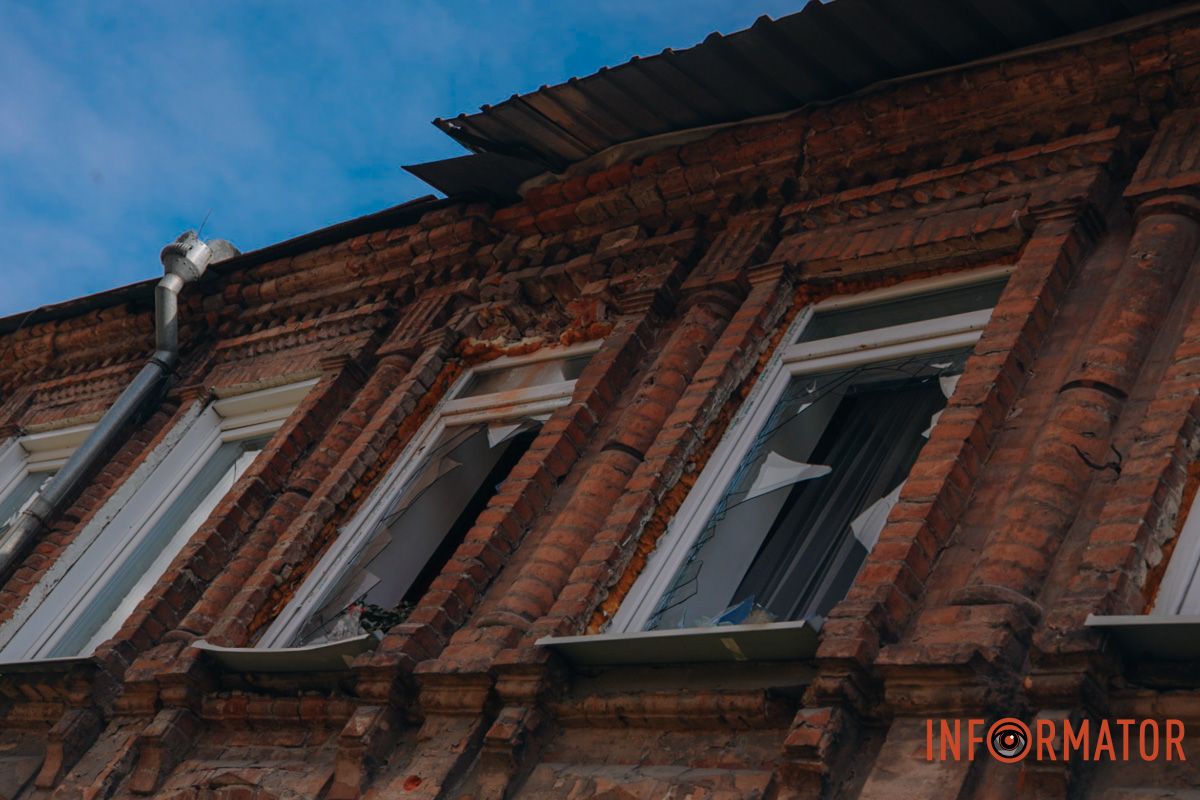 Як Дніпро оговтується після російської атаки 22 квітня: фоторепортаж Інформатора 19