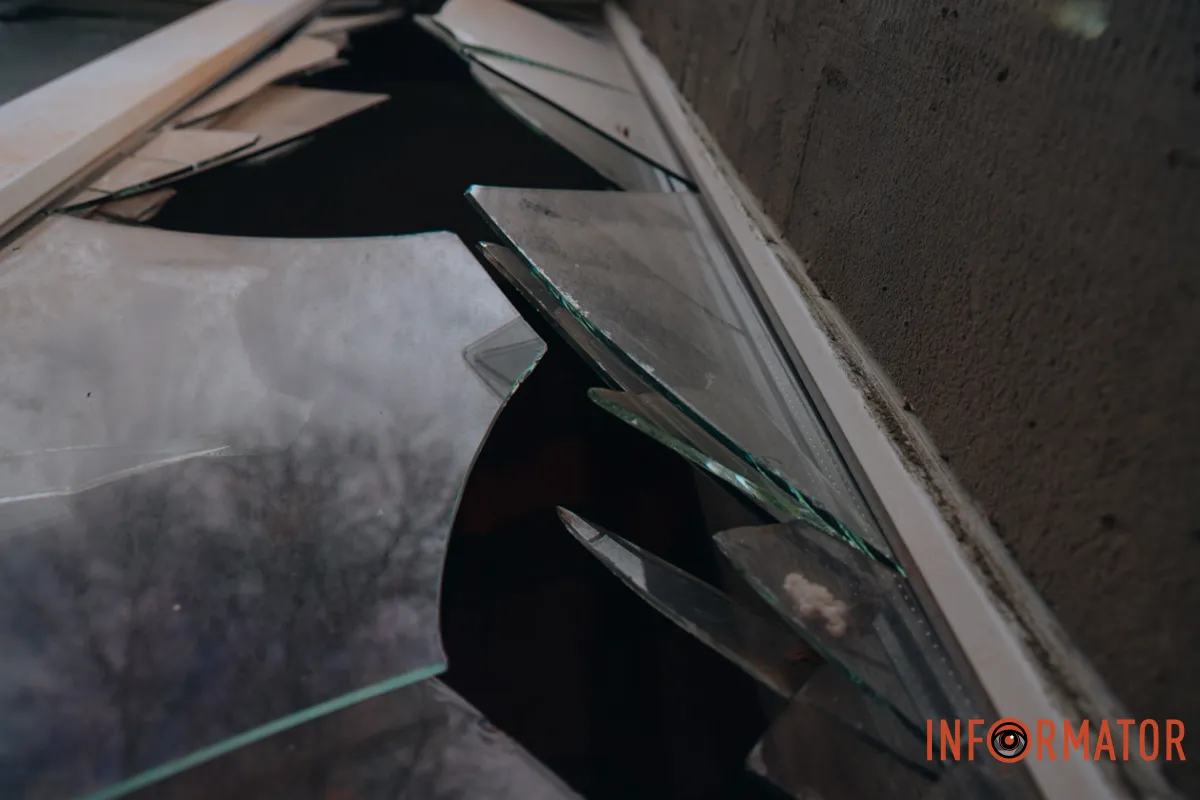 Як Дніпро оговтується після російської атаки 22 квітня: фоторепортаж Інформатора 8