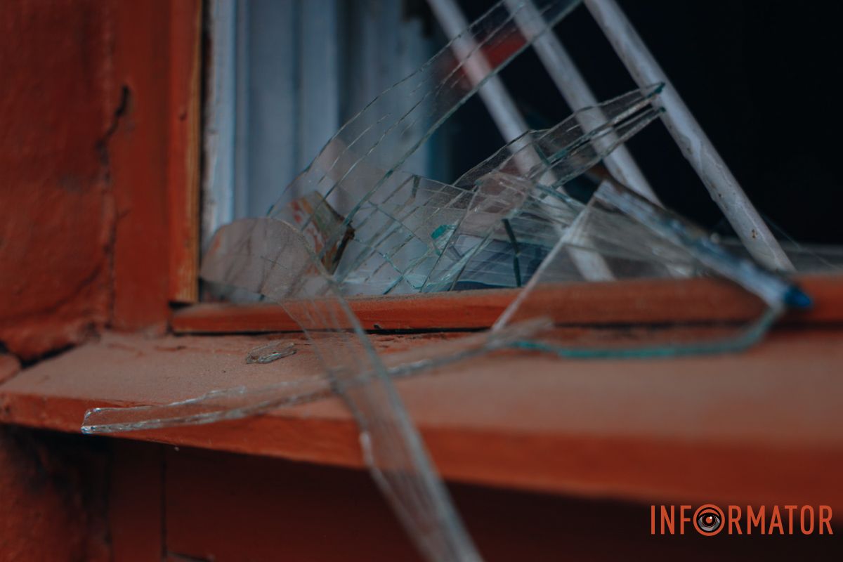 Як Дніпро оговтується після російської атаки 22 квітня: фоторепортаж Інформатора 11