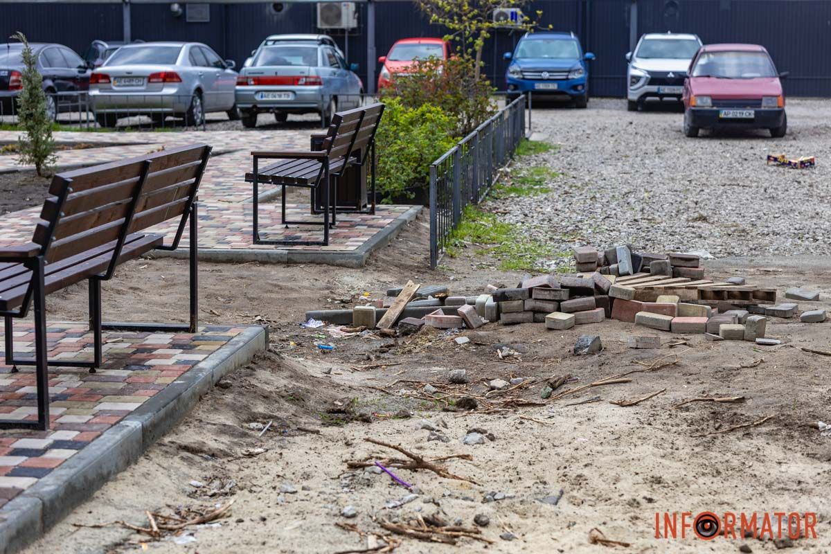 Как выглядит детская площадка на Калиновой в Днепре почти за 3 миллиона бюджетных гривен 2