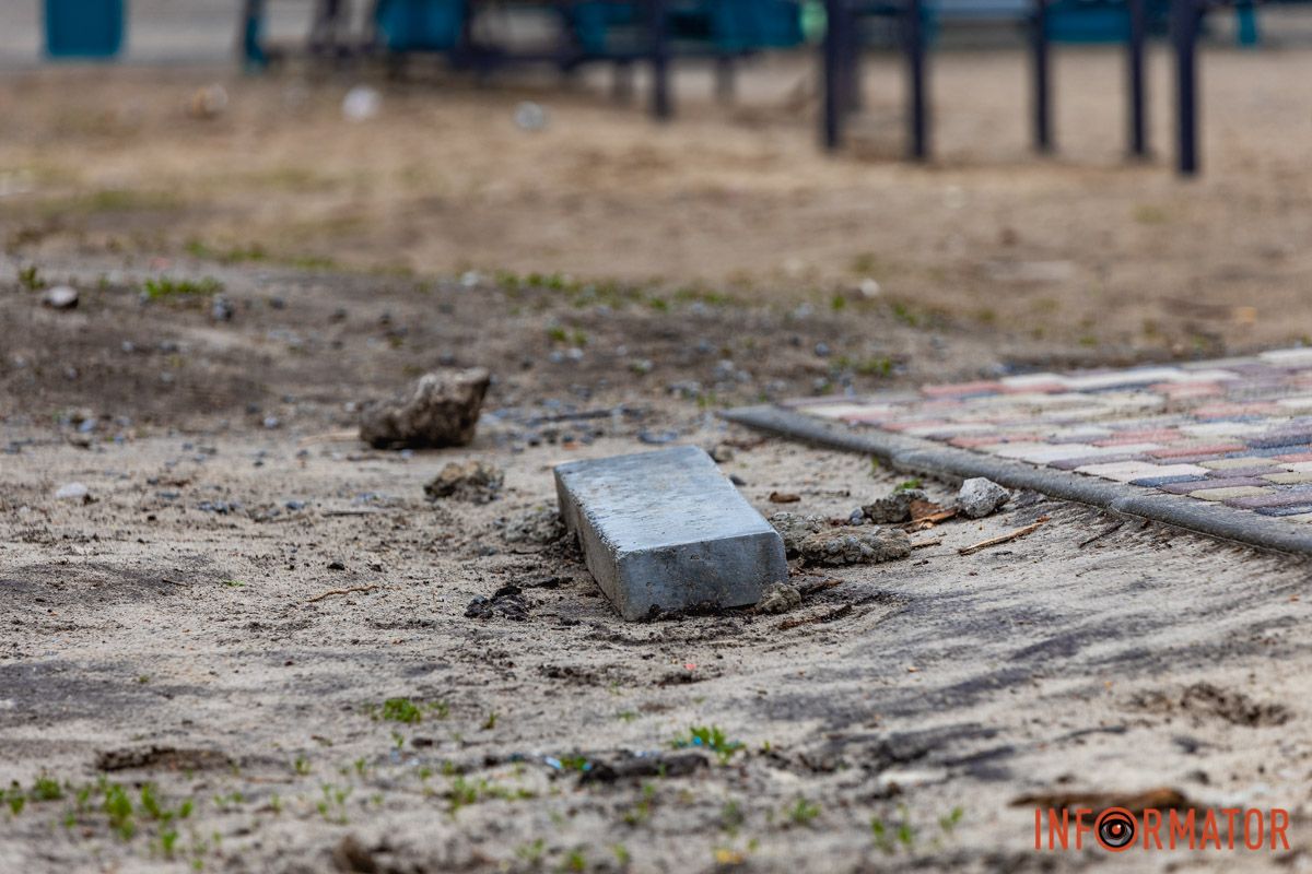 Как выглядит детская площадка на Калиновой в Днепре за почти 3 миллиона бюджетных гривен 16