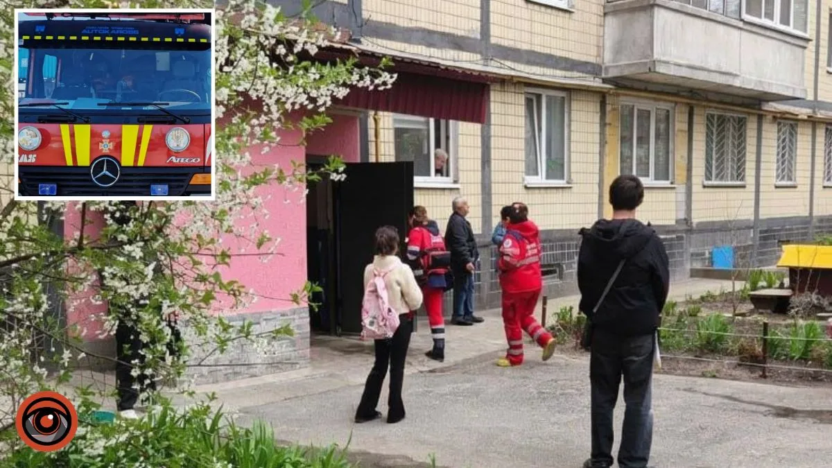 Виявили тіло чоловіка: у Дніпрі на проспекті Миру палала квартира у багатоповерхівці