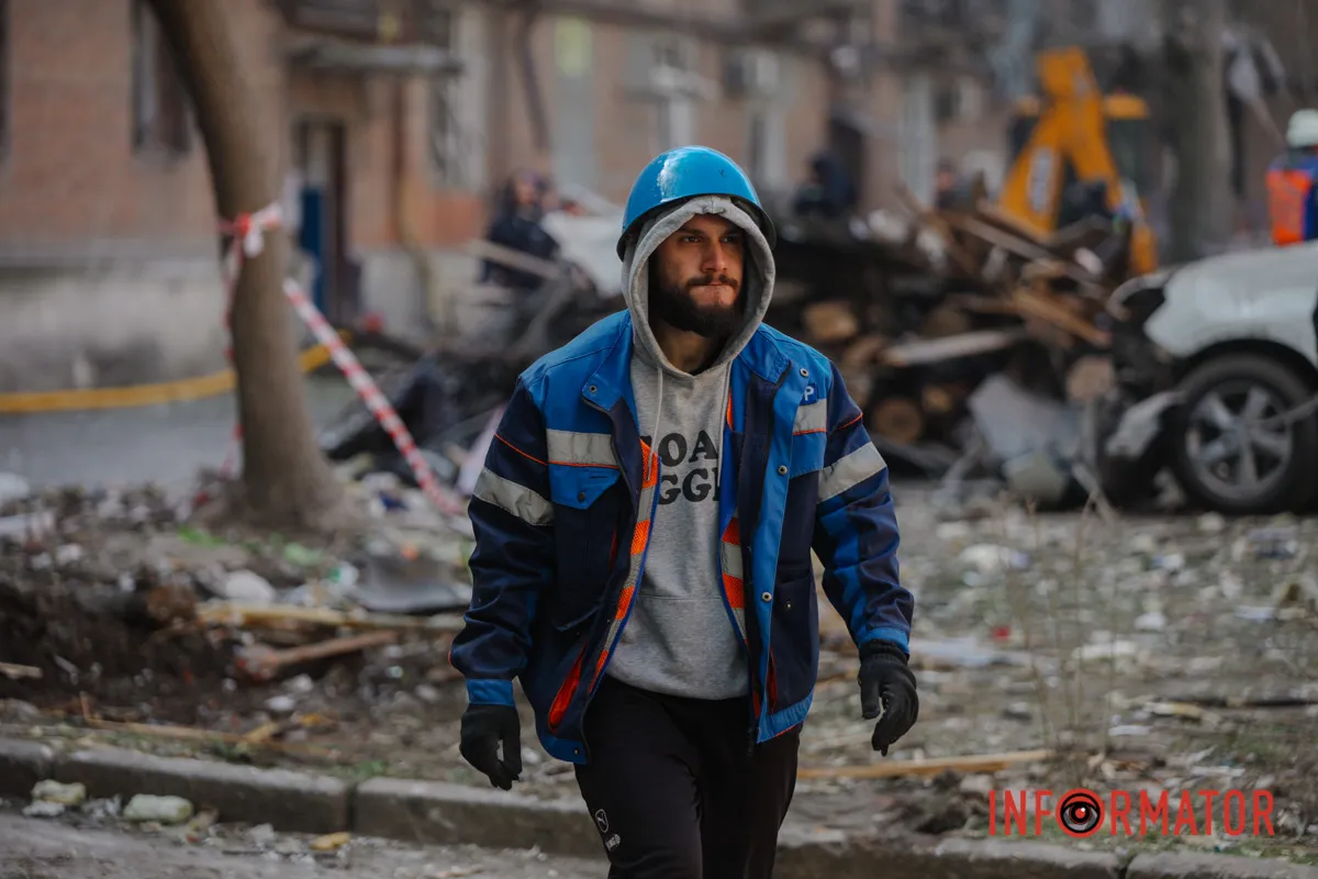 Комбінована атака на Дніпро 25 квітня: фото з місць атак 94