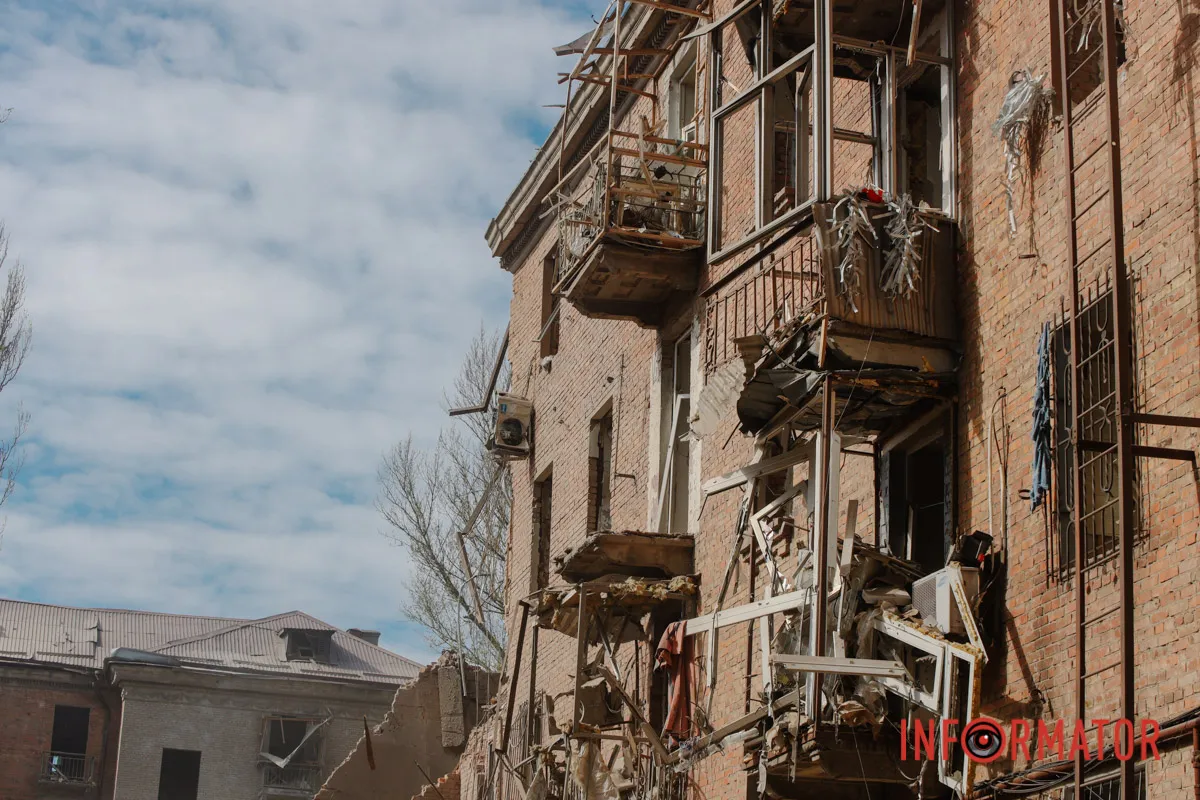 Комбінована атака на Дніпро 25 квітня: фото з місць атак 71