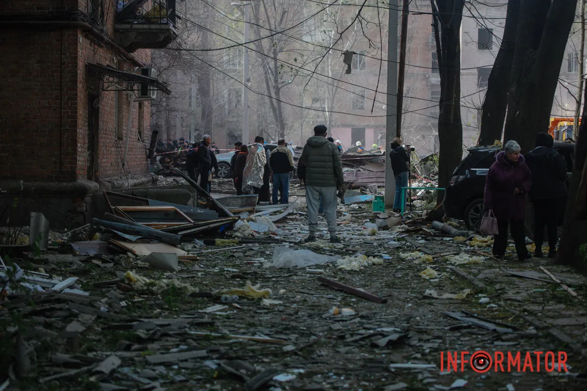 Комбінована атака на Дніпро 25 квітня: фото з місць атак 50