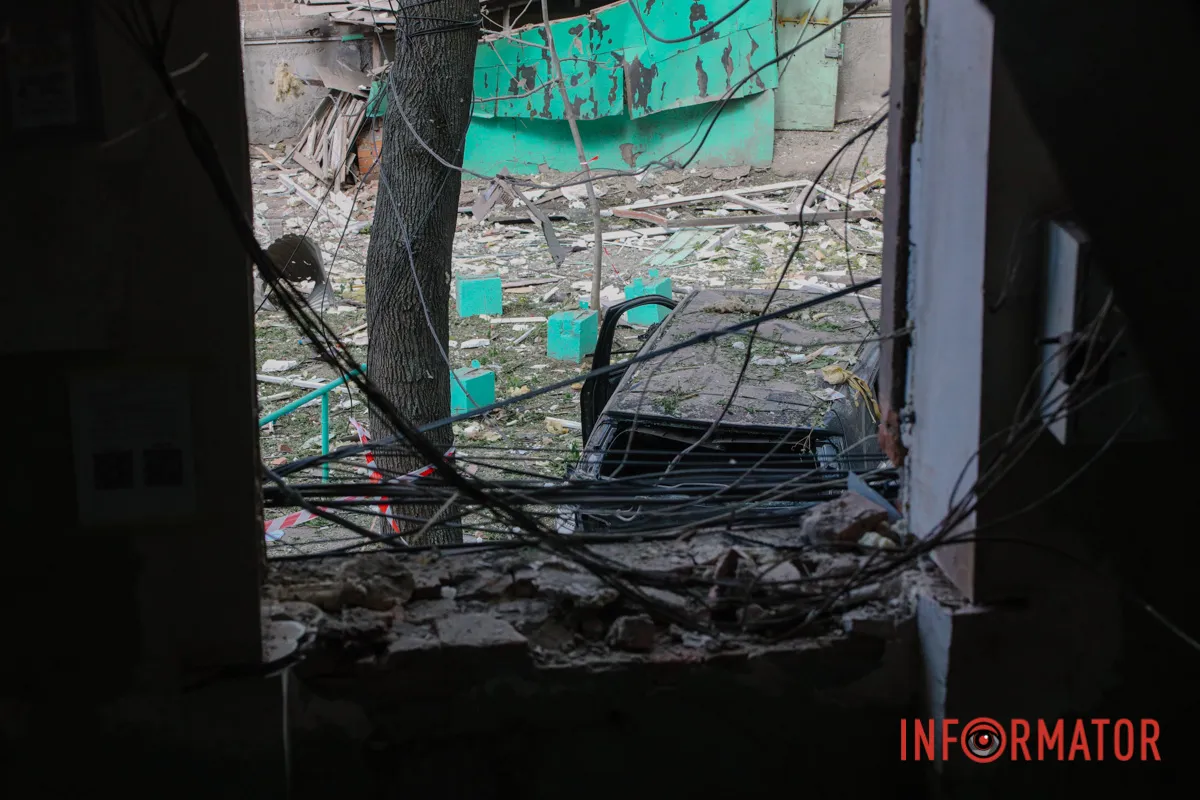 Комбінована атака на Дніпро 25 квітня: фото з місць атак 10