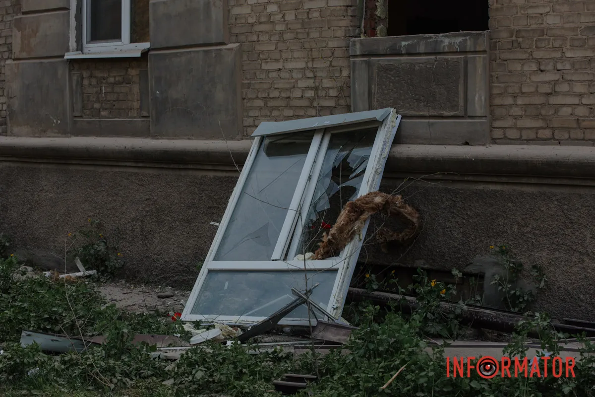 Комбінована атака на Дніпро 25 квітня: фото з місць атак 5