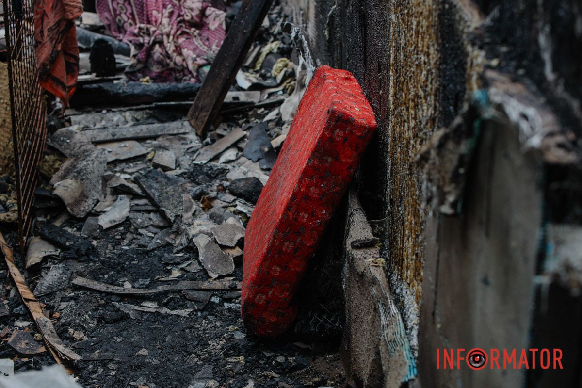 Обгорілі стіни