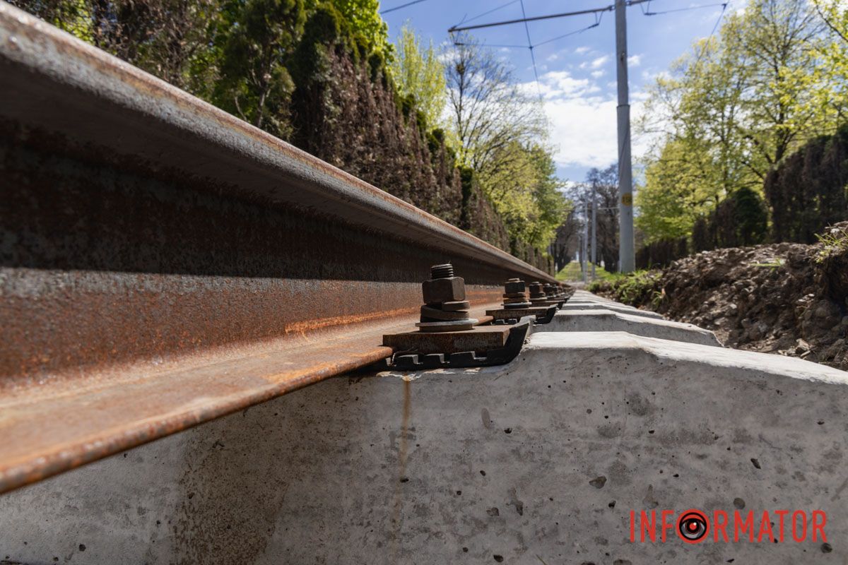 У Дніпрі проводять оновлення трамвайної колії для трамваїв за 430 мільйонів гривень 8