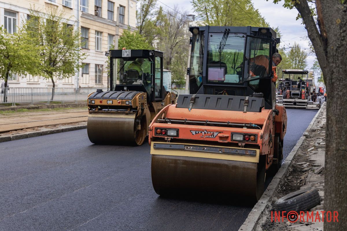 Триває активне відновлення дорожнього покриття