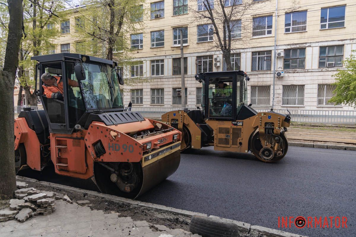 Особливу увагу приділяють магістралям із інтенсивним рухом, мостам і шляхопроводам.