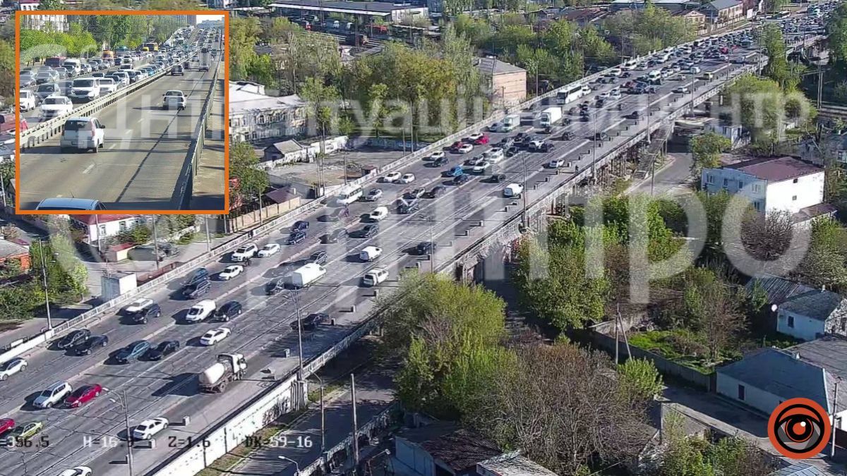 У Дніпрі у бік Нового мосту утворився затор: що відомо