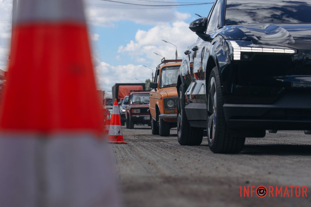 В Днепре на Павлова ремонтируют дорогу: движение затруднено 9
