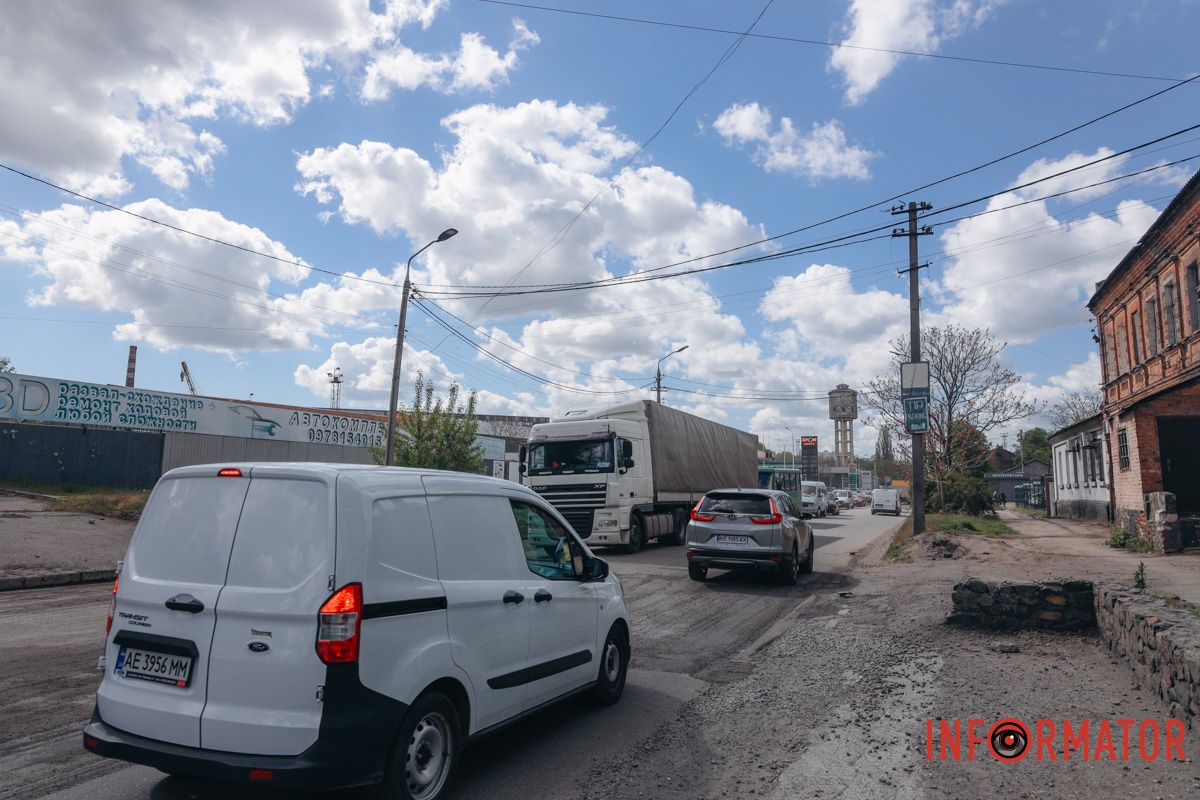 В Днепре на Павлова ремонтируют дорогу: движение затруднено 2