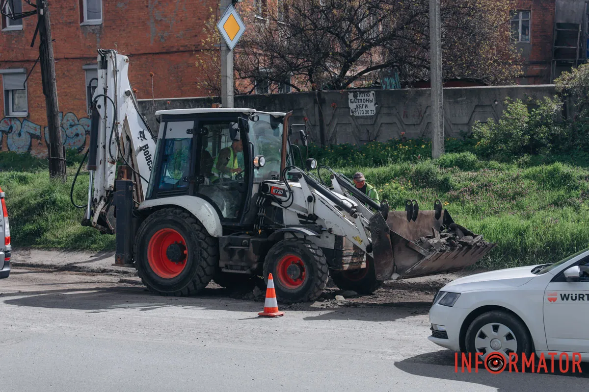 В Днепре на Павлова ремонтируют дорогу: движение затруднено 6