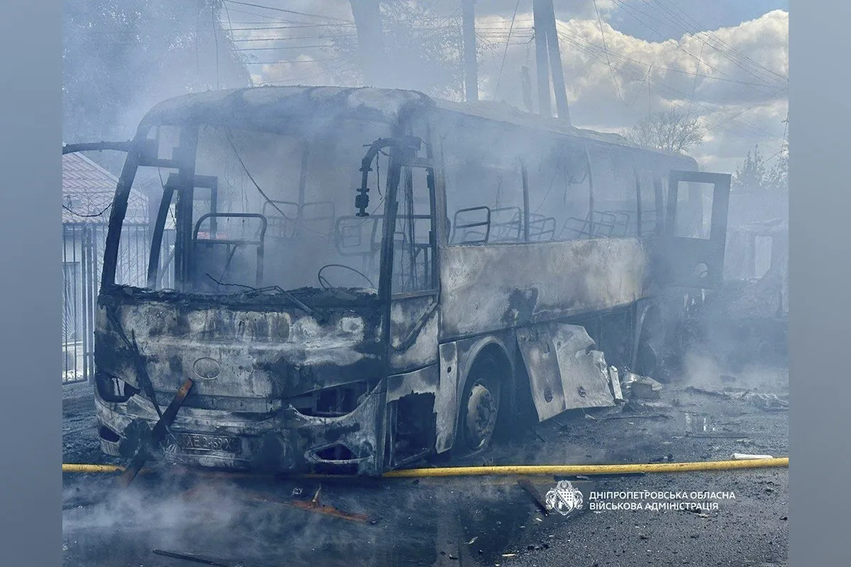 Фото з місця атаки