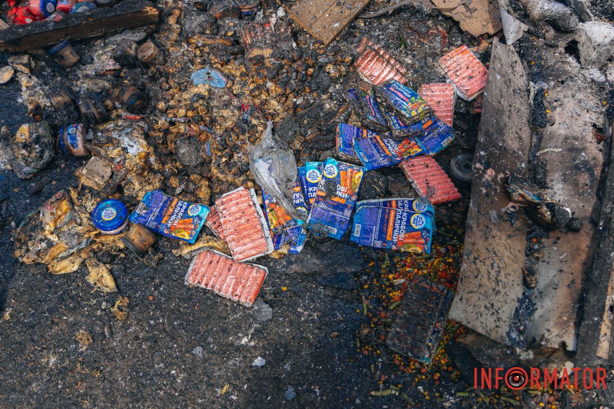 Как Днепровский район приходит в себя после дроновой атаки 30 апреля: фоторепортаж Информатора 9