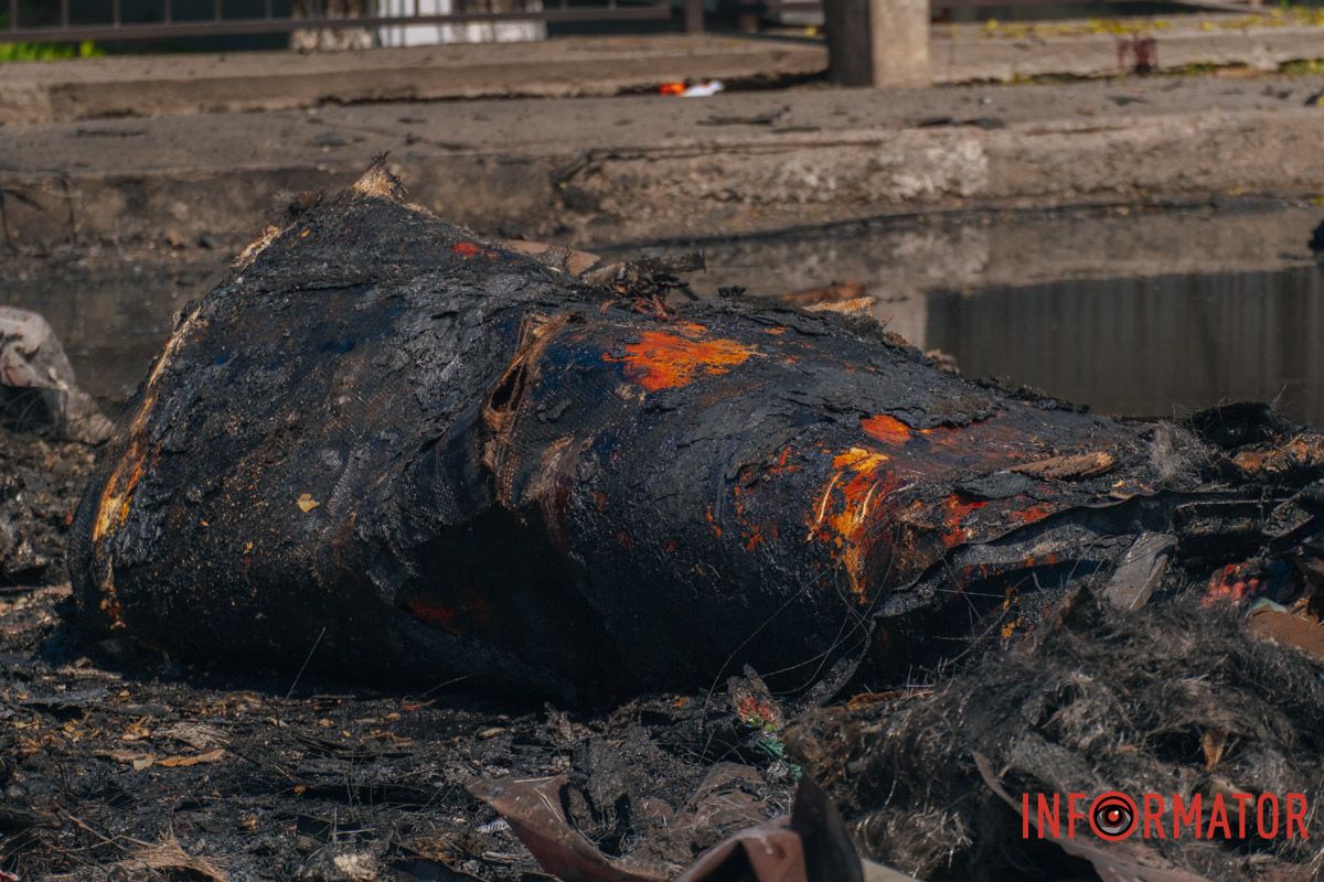 Как Днепровский район приходит в себя после дроновой атаки 30 апреля: фоторепортаж Информатора 13