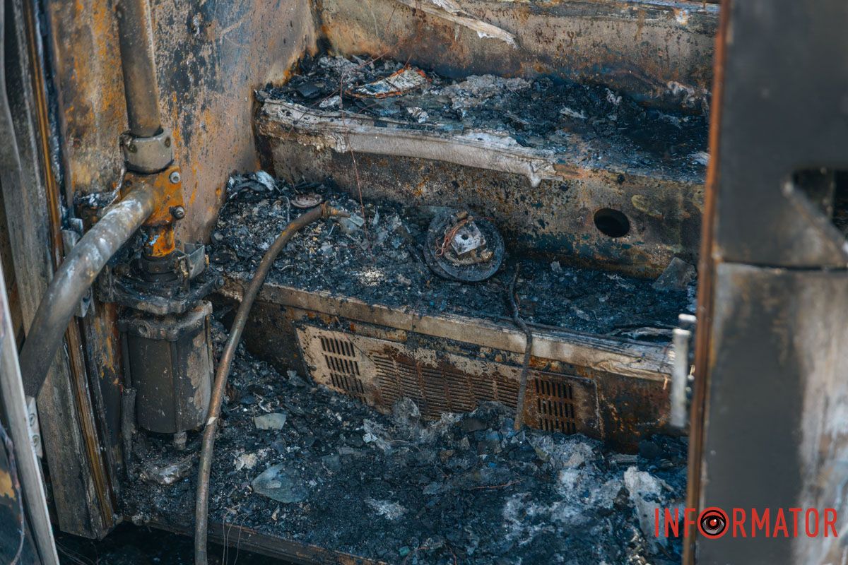 Как Днепровский район приходит в себя после дроновой атаки 30 апреля: фоторепортаж Информатора 29