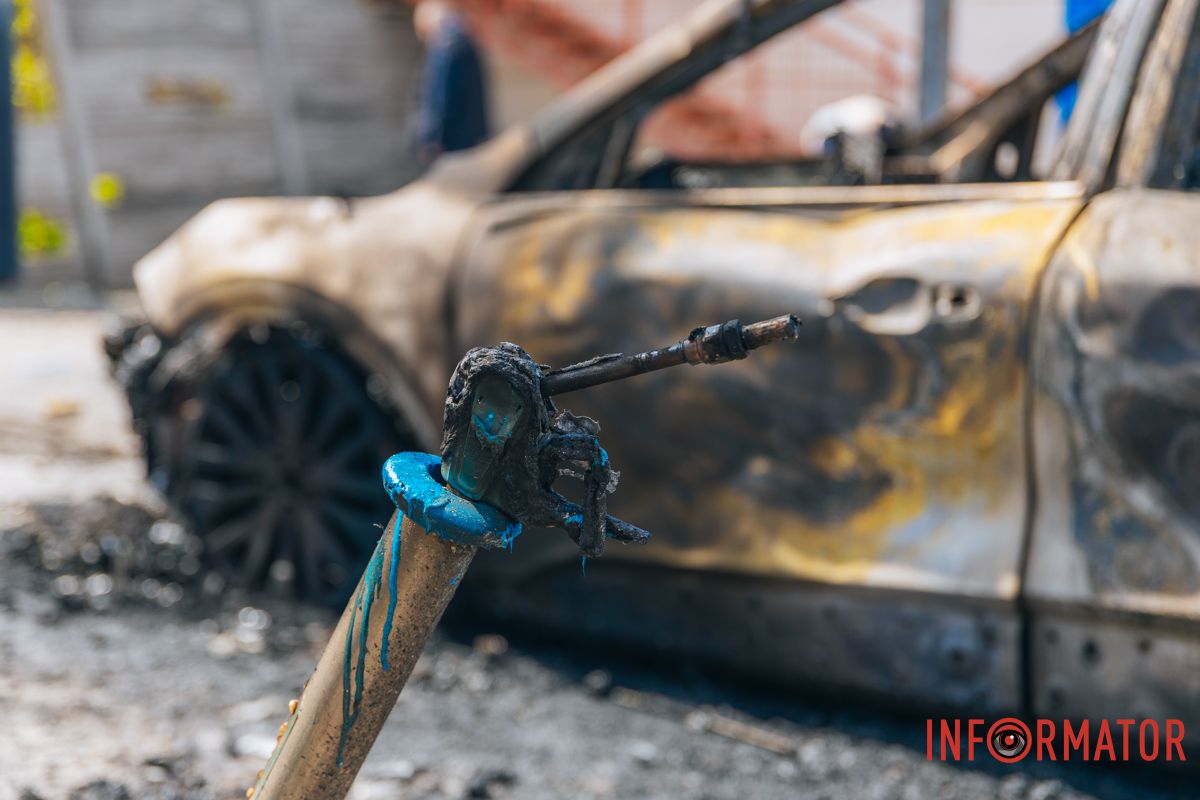 Как Днепровский район приходит в себя после дроновой атаки 30 апреля: фоторепортаж Информатора 25