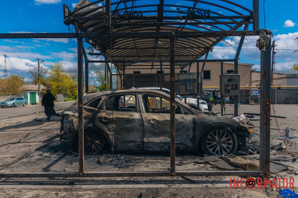 Как Днепровский район приходит в себя после дроновой атаки 30 апреля: фоторепортаж Информатора 23