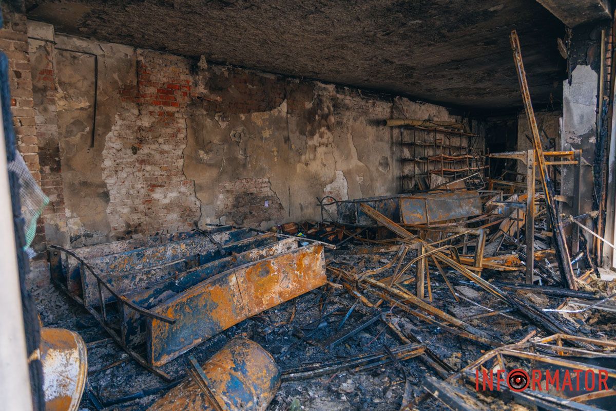 Как Днепровский район приходит в себя после дроновой атаки 30 апреля: фоторепортаж Информатора 21