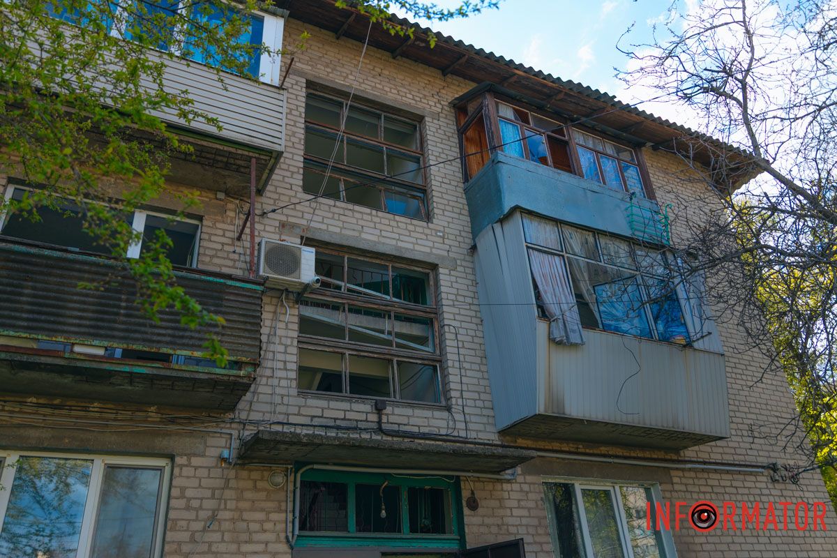 Как Днепровский район приходит в себя после дроновой атаки 30 апреля: фоторепортаж Информатора 31