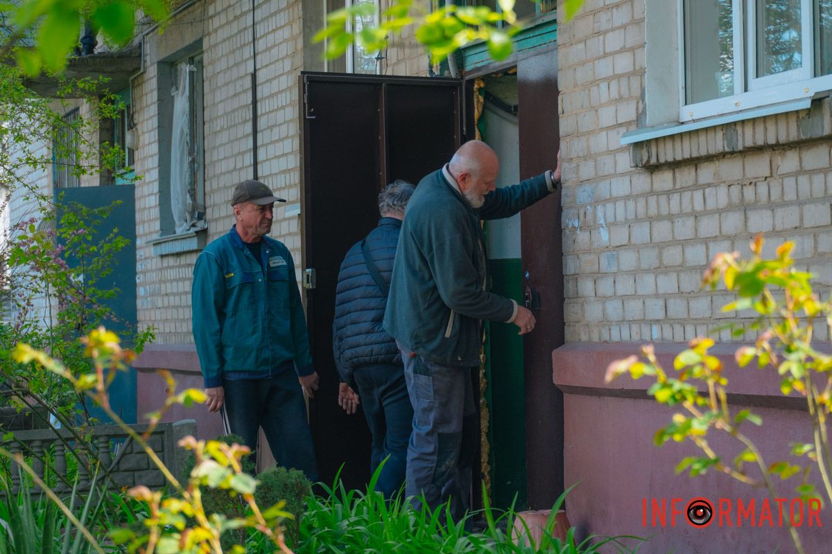 Как Днепровский район приходит в себя после дроновой атаки 30 апреля: фоторепортаж Информатора 39