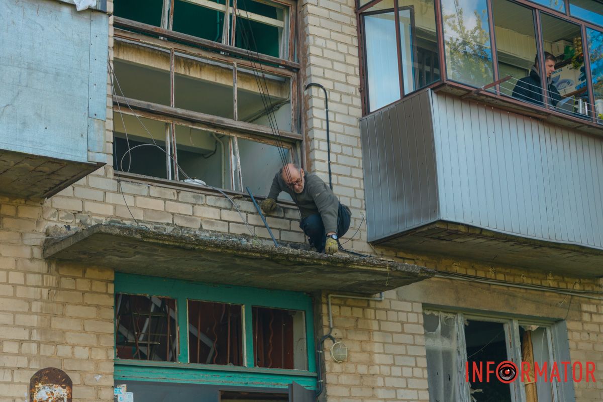 Как Днепровский район приходит в себя после дроновой атаки 30 апреля: фоторепортаж Информатора 38