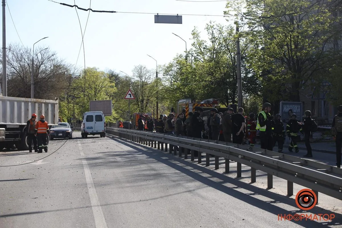 Через атаку на місці подій розлетілися уламки
