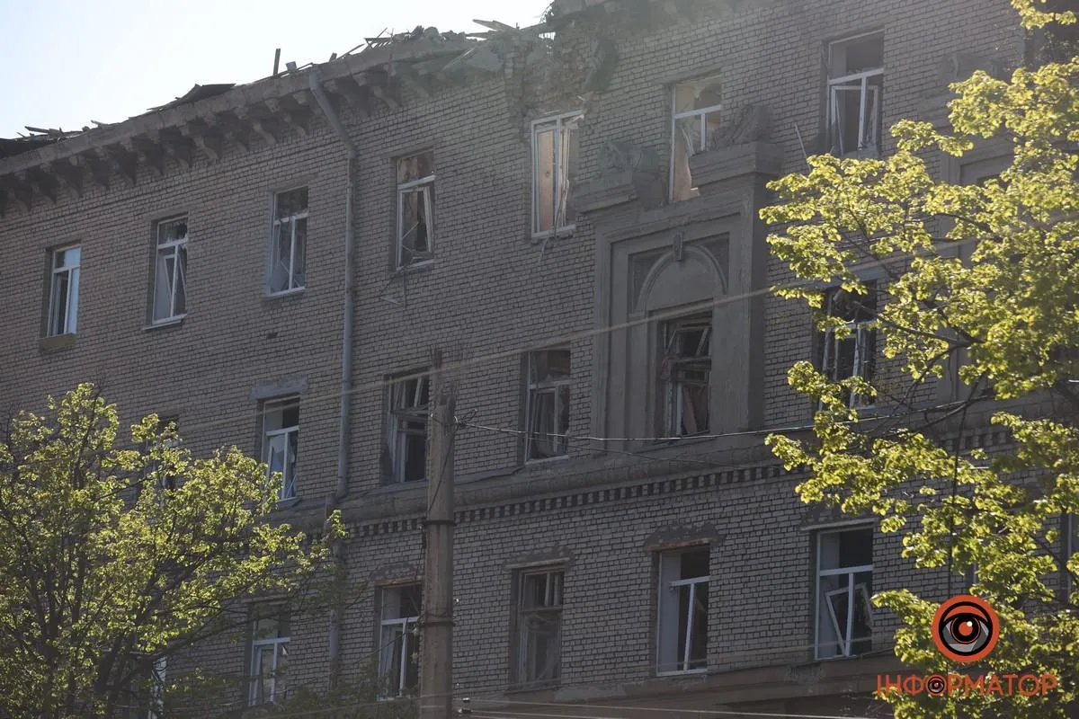 Вибиті вікна