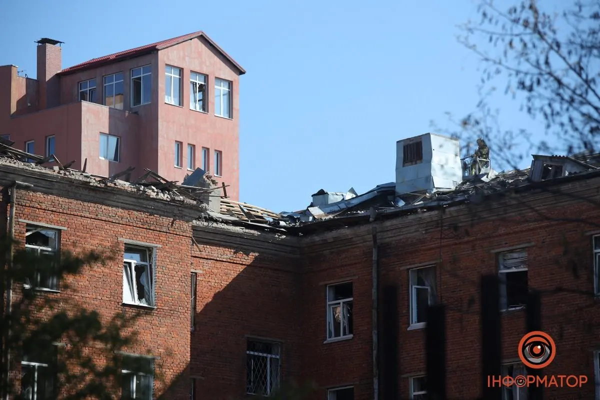 Окрім цього, постраждали й будівлі коледжу та університету