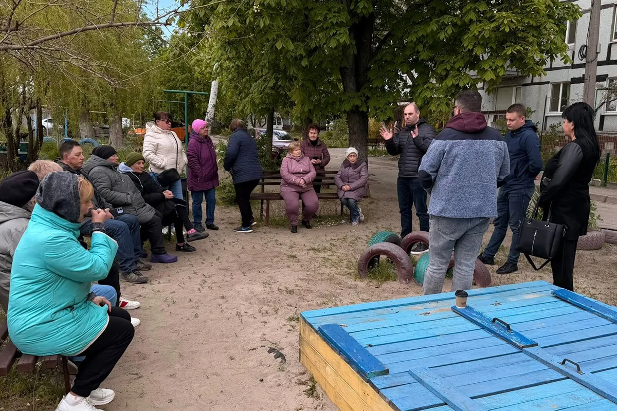 У Дніпрі на лівому березі відремонтують дороги та внутрішньоквартальні проїзди