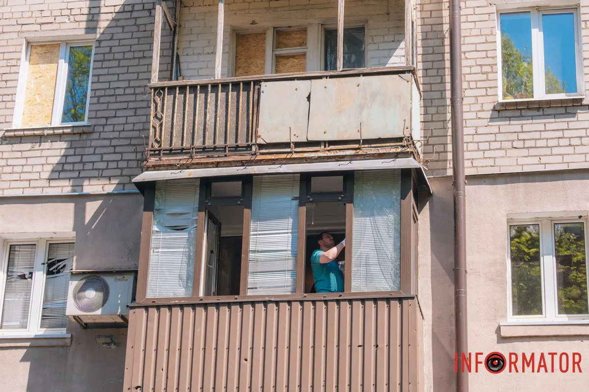 Мешканці самі ліквідовують наслідки 