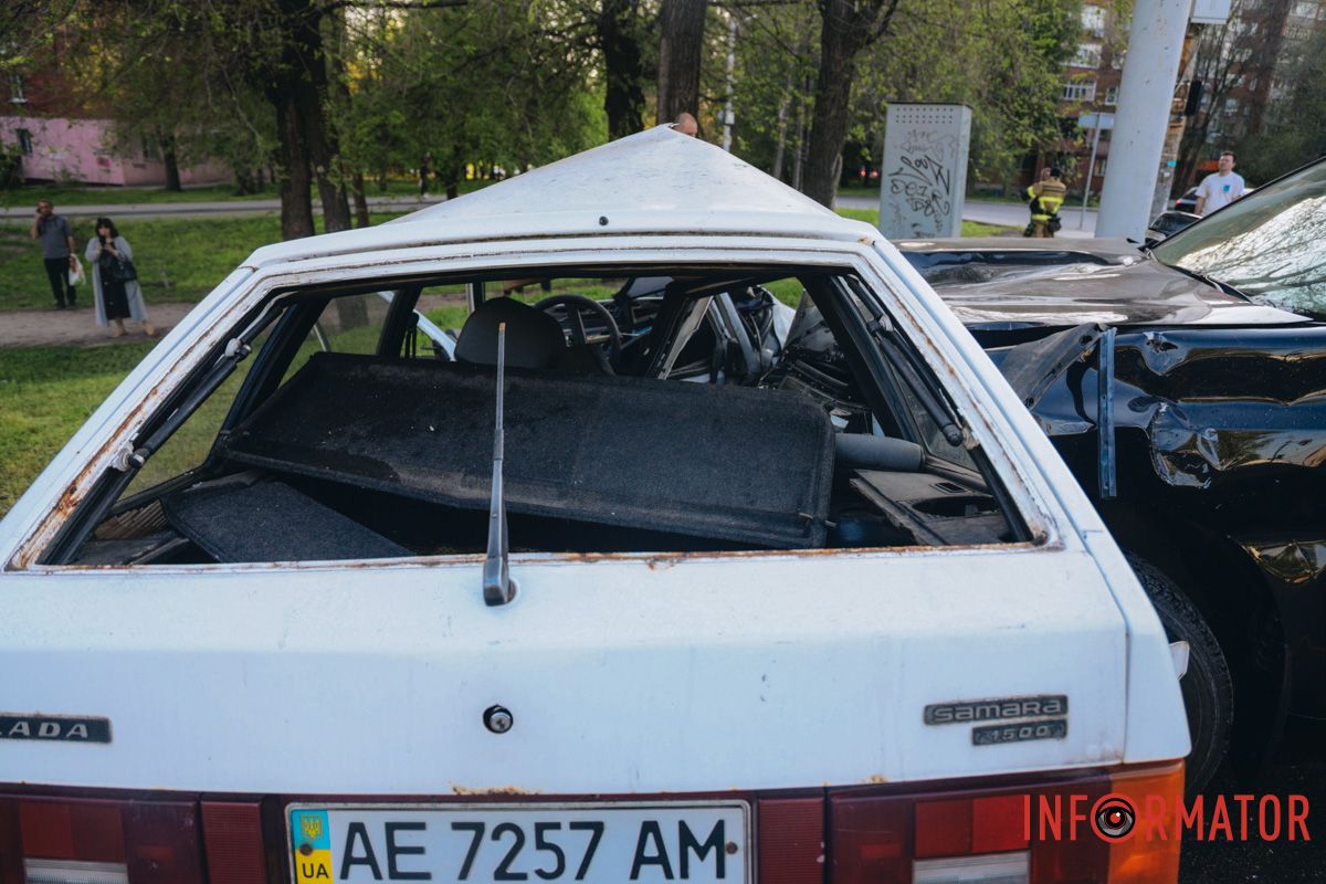 У Дніпрі на Запорізькому шосе зіткнулись Toyota та Lada: є постраждалий 9