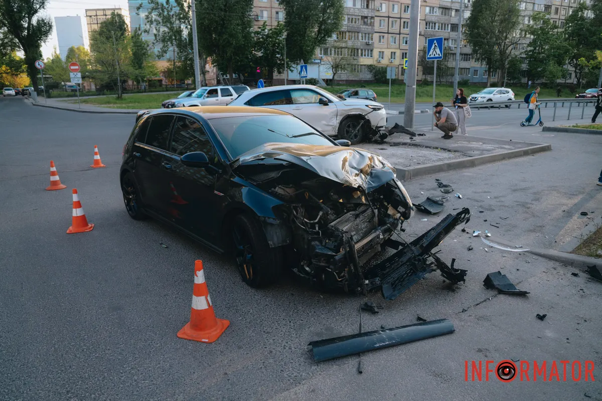 Из-за ДТП на этом участке возможно усложнение движения