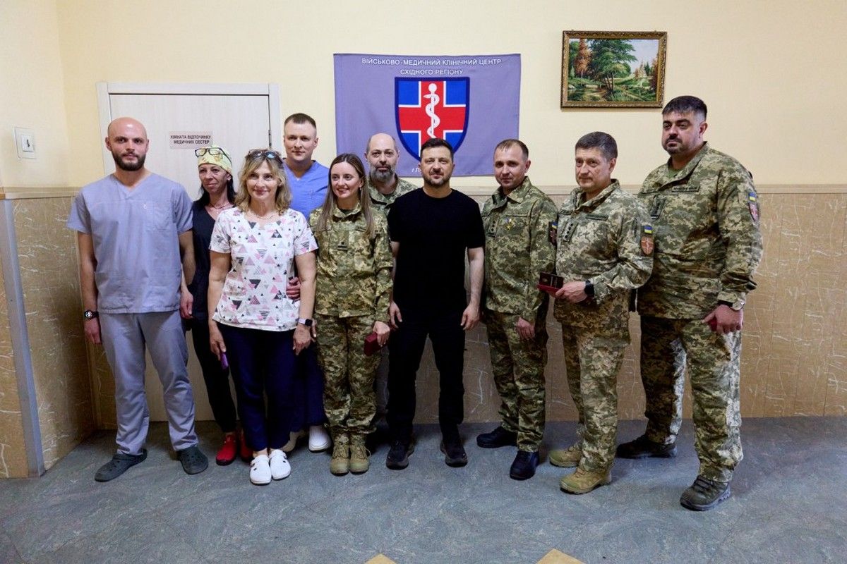 Відзначив Президенті медиків у Дніпрі