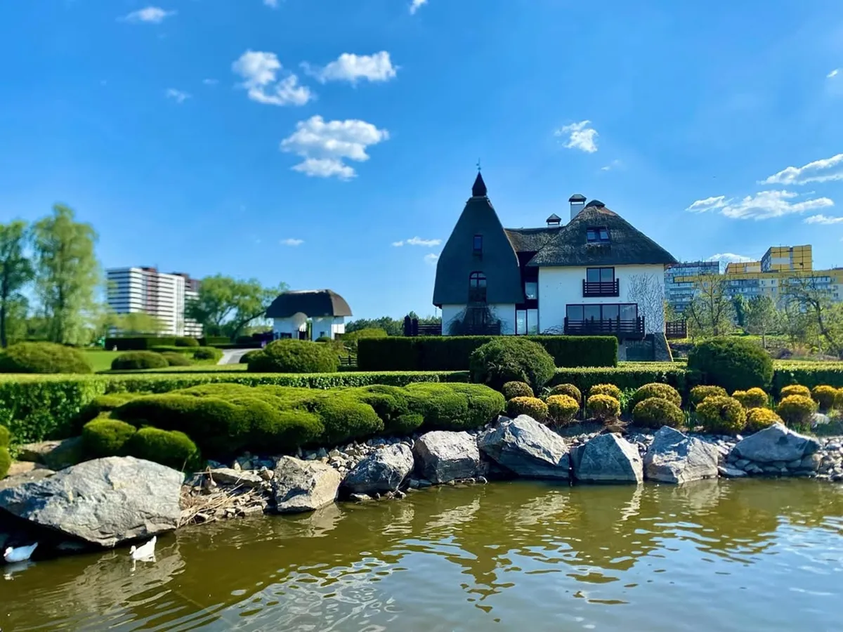 Барви весни в кожній фотографії: топ красивих світлин міста з Instagram 2