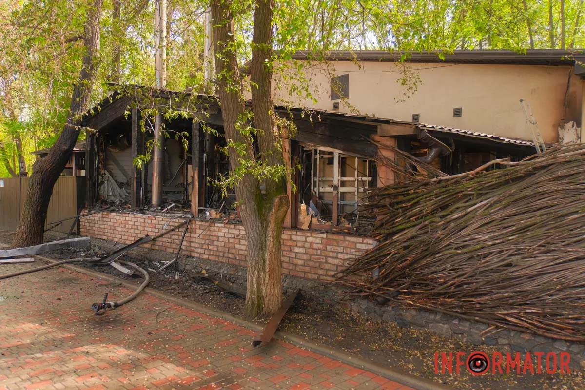 Что именно стало причиной возгорания, устанавливают спасатели