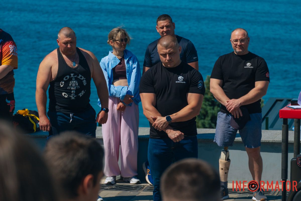 Штанги, армреслінг і збір для військових: у Дніпрі провели спортивний фестиваль 2