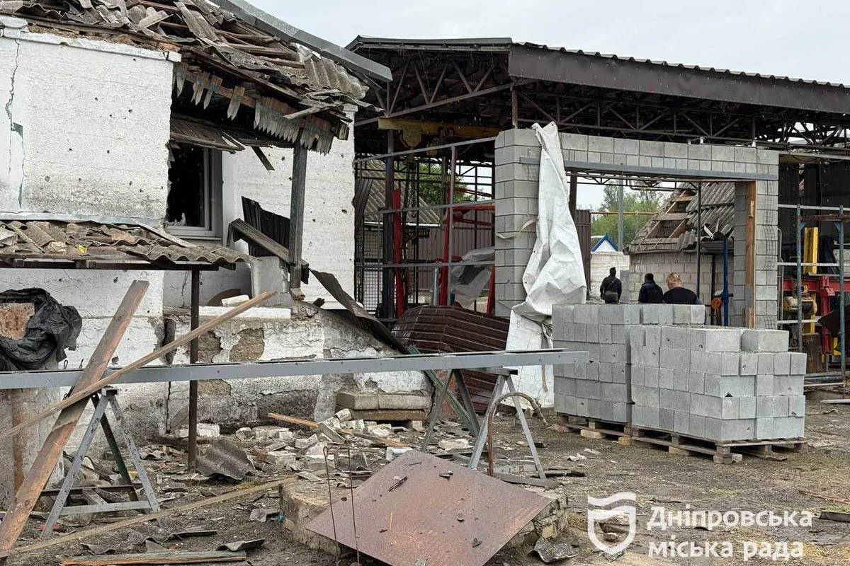 На місці працюють комунальні служби, поліція, благодійні організації та фахівці ЦНАП