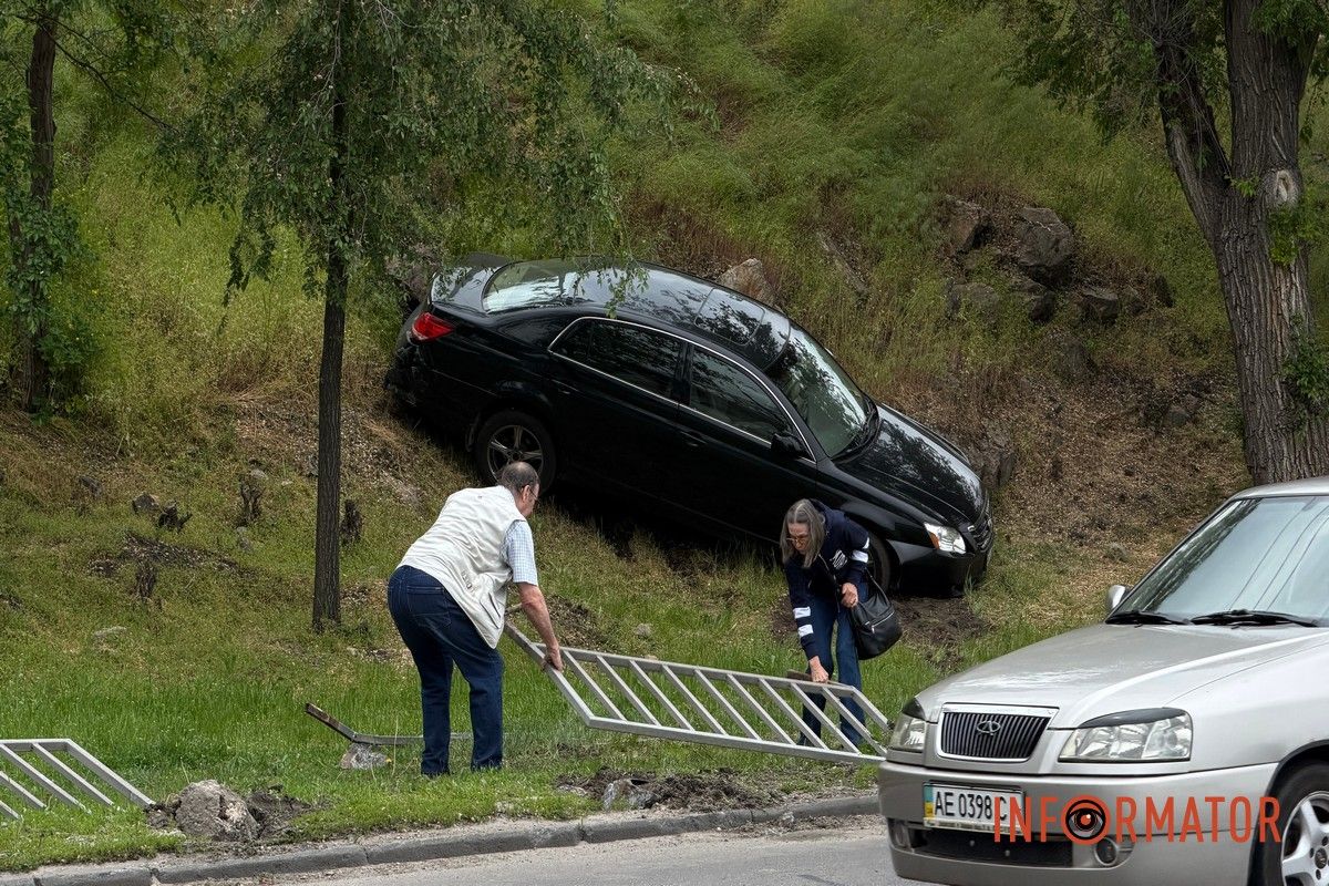 В понедельник, 18 мая, на Сичеславской Набережной произошла авария