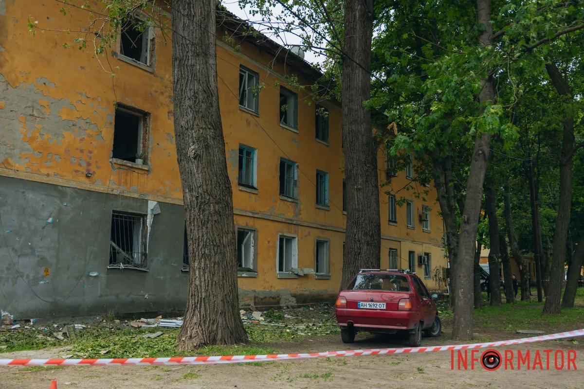 Чимало житлових будинків внаслідок атаки постраждали