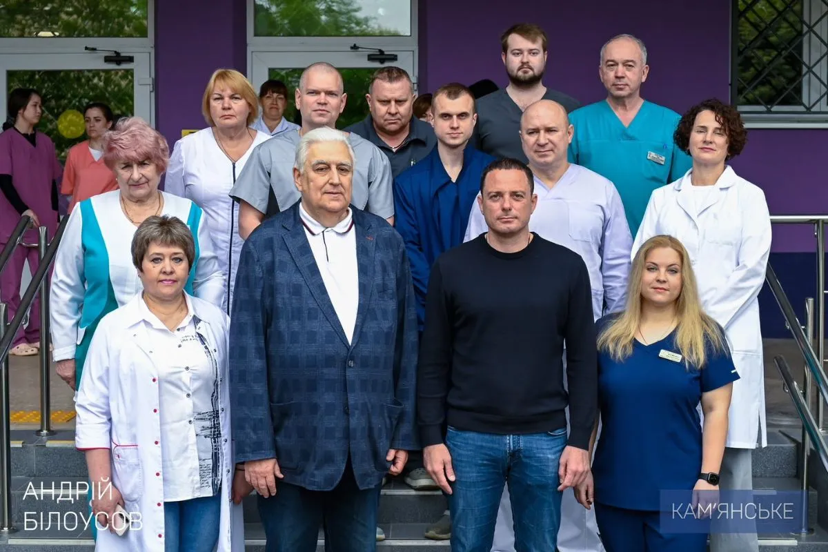 18 травня у Кам’янському відкрили двоповерховий корпус Міської лікарні швидкої медичної допомоги на вулиці Слісаренка