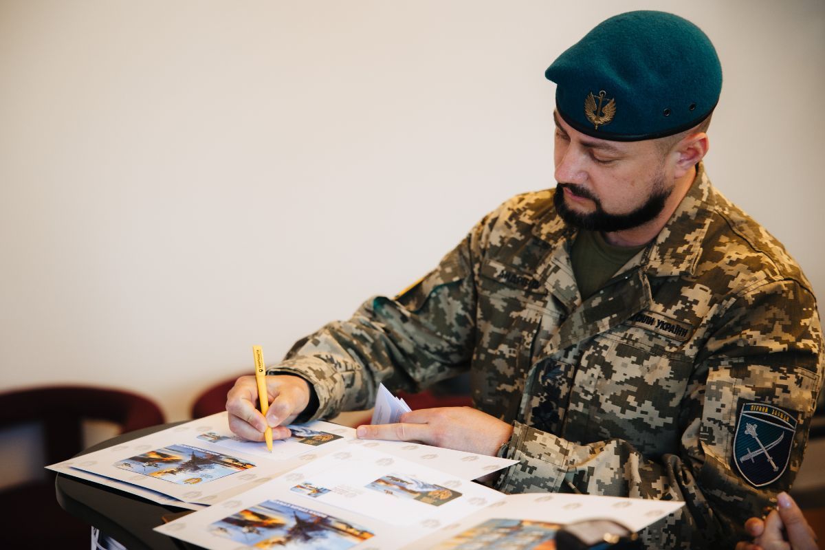И для тех, кто одними из первых стали в защиту Украины в Крыму