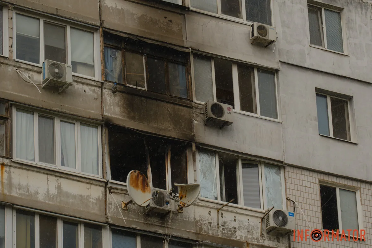 Пожежа трапилася на восьмому поверсі десятиповерхового будинку Пожежа трапилася на восьмому поверсі десятиповерхового будинку