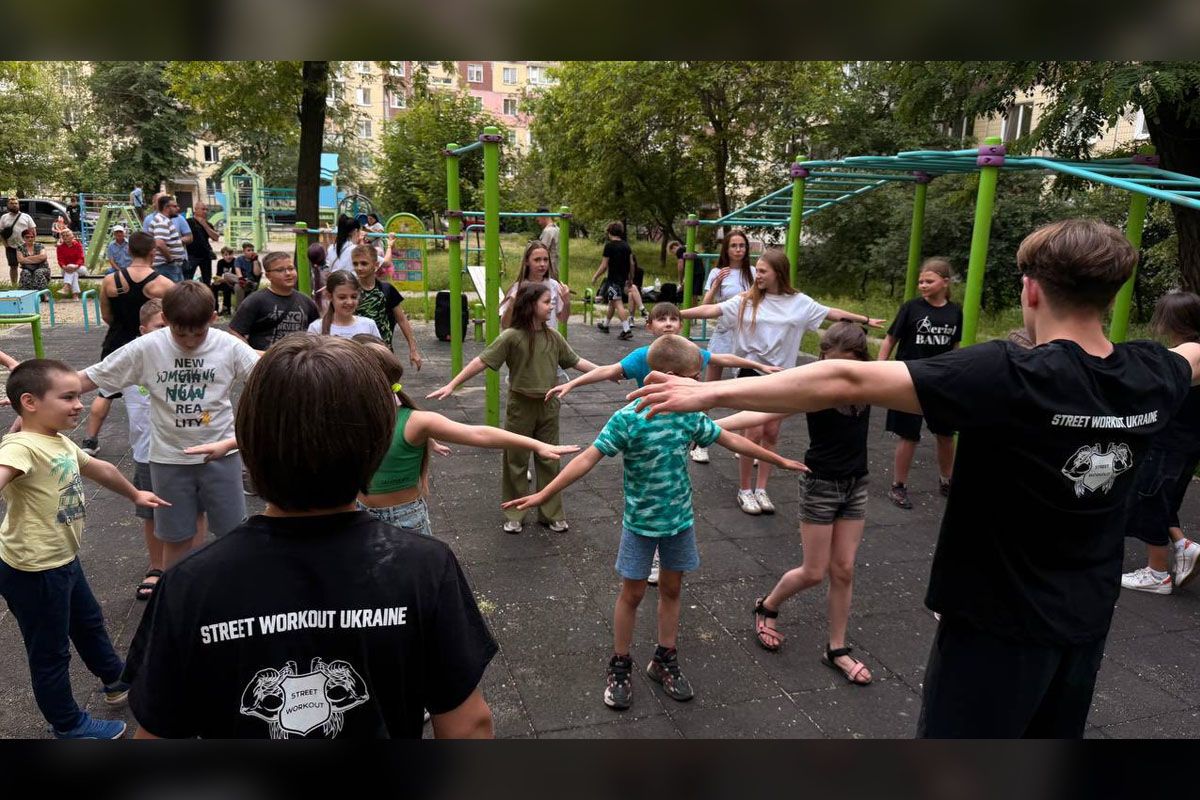 В Днепре на левом берегу провели открытую воркаут-тренировку 7