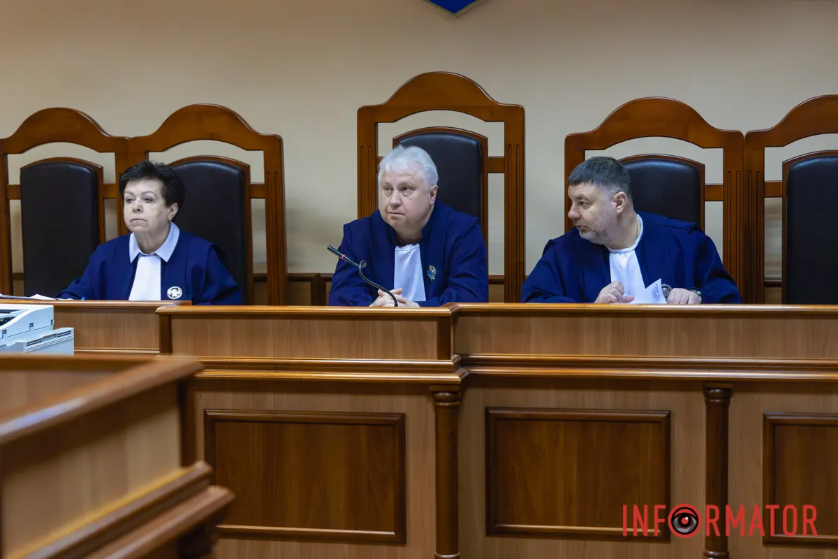 Колегія суддів Дніпровського апеляційного суду Справа Юлії Кошової, яку французький суд відмовився екстрадувати до України, «розвалилася»: у Дніпрі скасували підозру українці 1