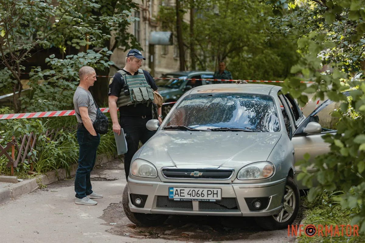 Последствия российской атаки Реактивный «шахед» попал в многоэтажку в Днепре: как выглядит дом после атаки 27