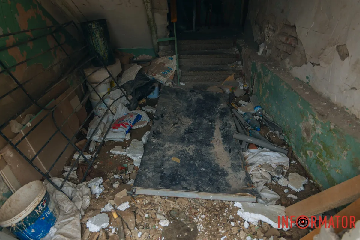 Все, що залишилось від під'їзду